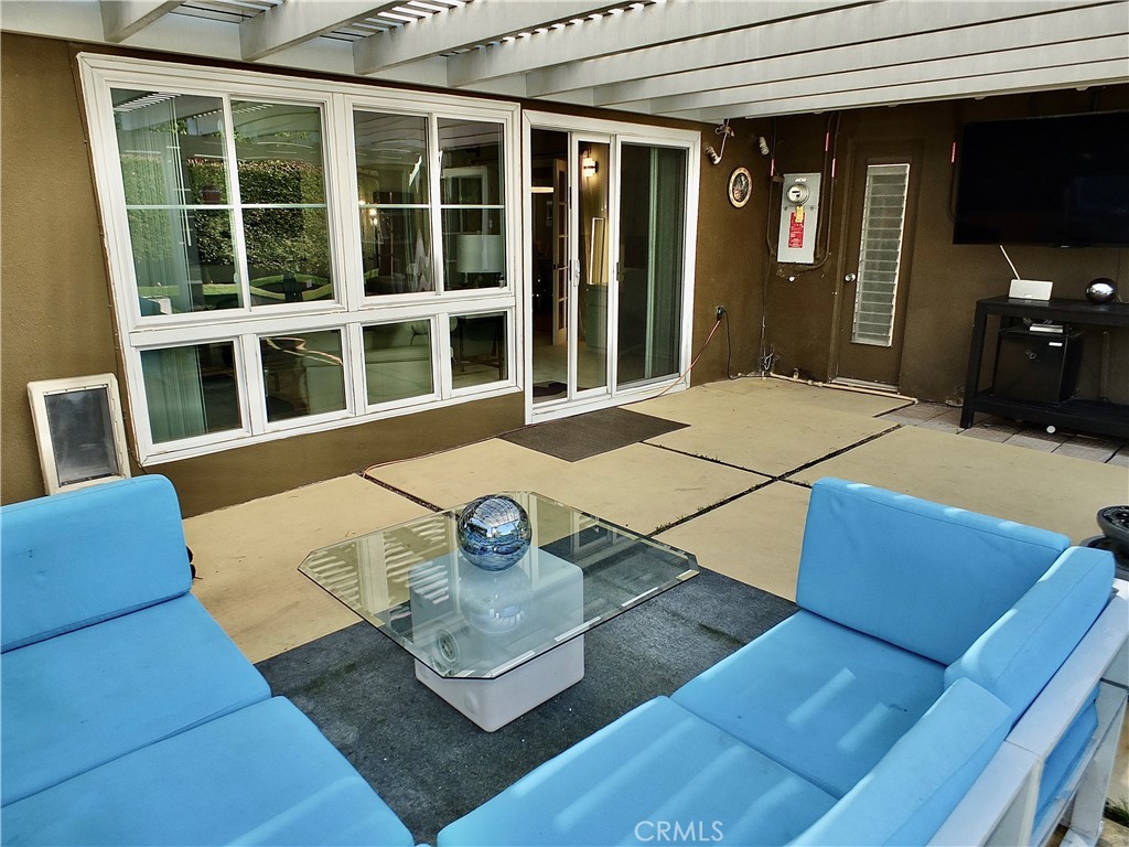 Costa Mesa, California, 92626, United States, 3 Bedrooms Bedrooms, ,2 BathroomsBathrooms,Residential,Active,2019486