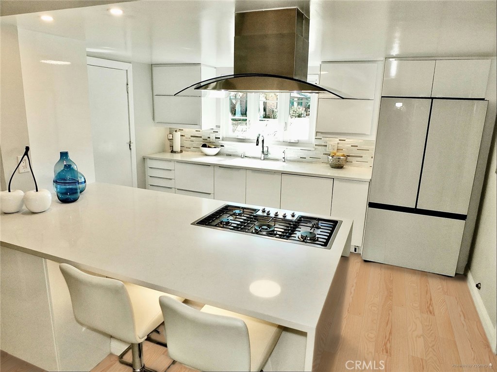 Costa Mesa, California, 92626, United States, 3 Bedrooms Bedrooms, ,2 BathroomsBathrooms,Residential,Active,2019486