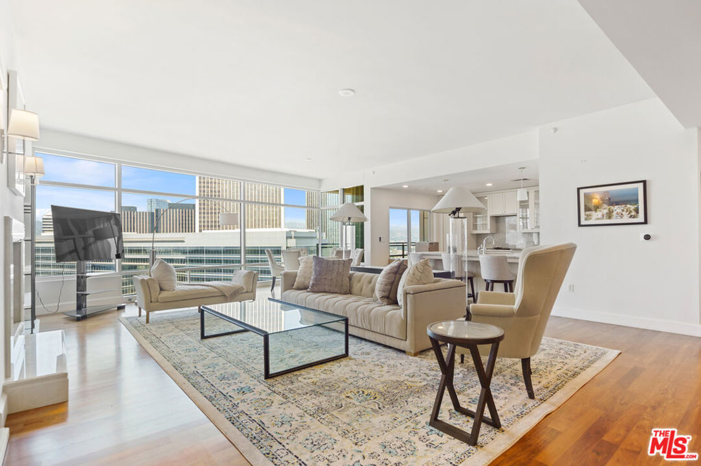 1 W Century Drive 17D