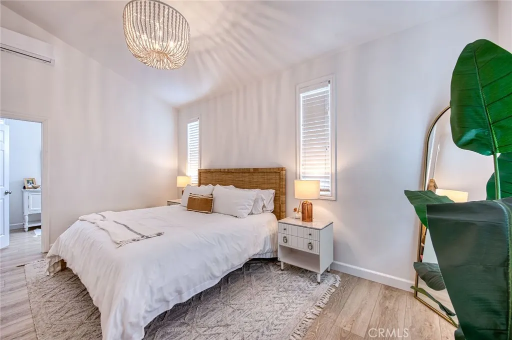 Newport Beach, California 92663, United States, 4 Bedrooms Bedrooms, ,3 BathroomsBathrooms,Residential,Active,207965