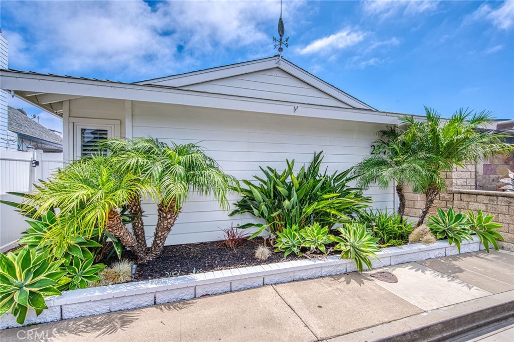 Newport Shores (NEWS) - Residential