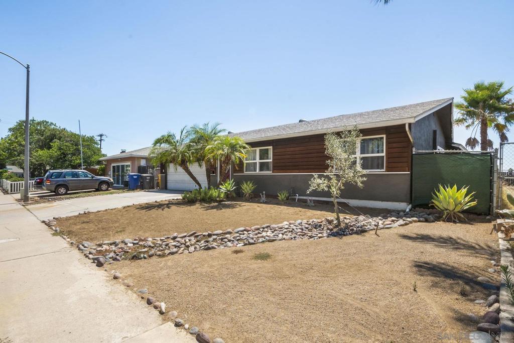 10020 Pino Dr