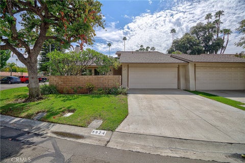 Tiny photo for 6624 Banyan PL, Riverside, CA 92506 (MLS # IV26196713)