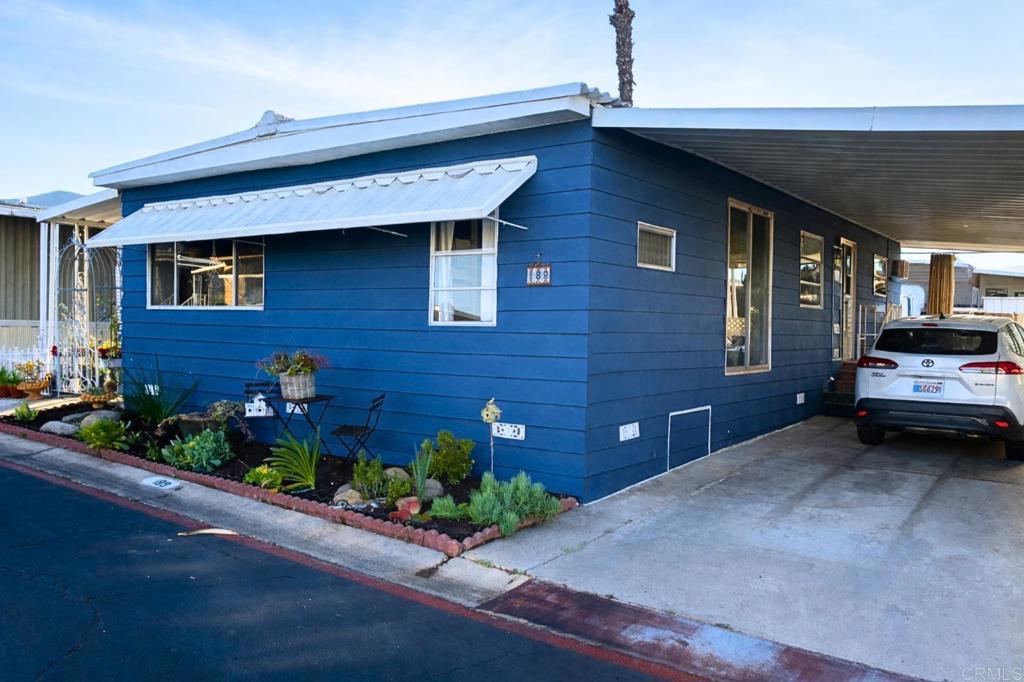 8301 Mission Gorge 189