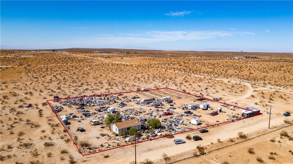 Photo of 46917 197th Street E, Lancaster, CA 93535 (MLS # SR25238750)