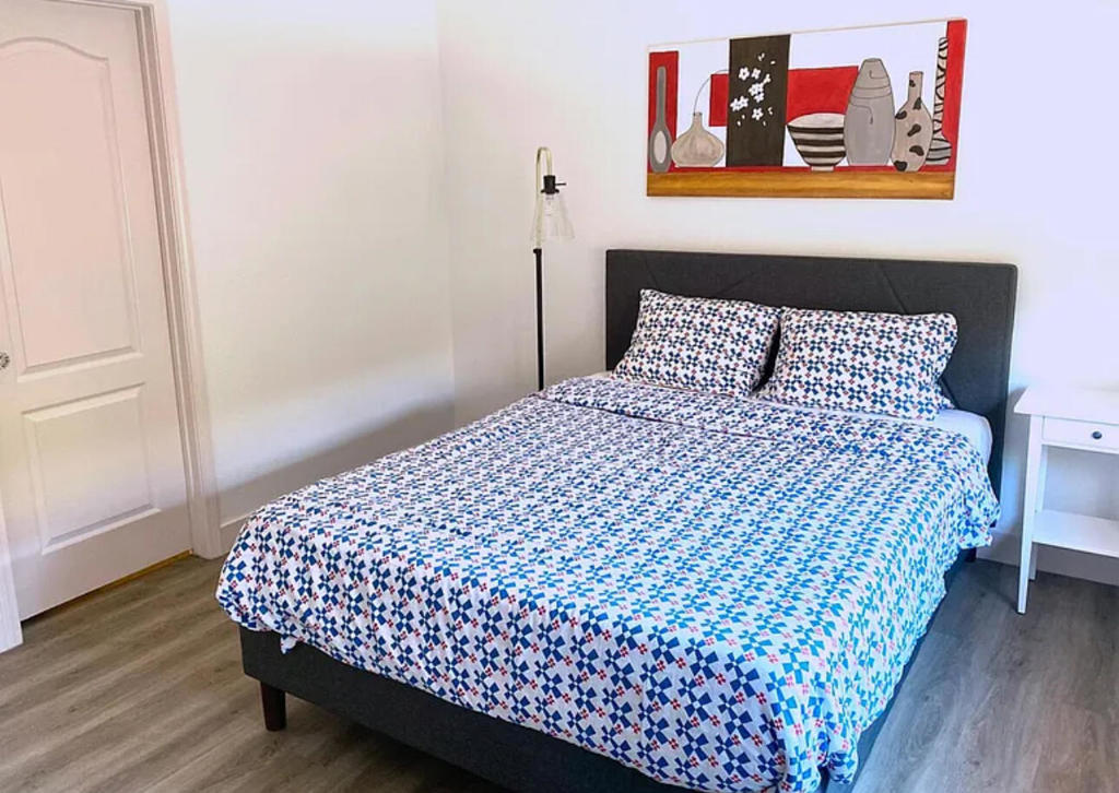 Mission Hills East - Residential Lease