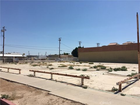 Photo of 601 E Main Street, Brawley, CA 92227 (MLS # WS25241084)