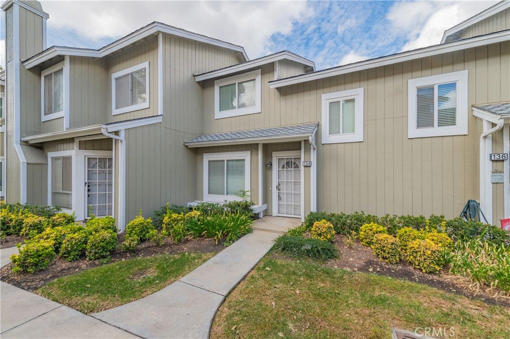 Photo of 134 Monroe, Irvine, CA 92620 (MLS # OC26229434)