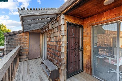 Photo of 2450 Walters Way Way #2, Concord, CA 94520 (MLS # 41107928) Photo of 2450 Walters Way Way #2, Concord, CA 94520 (MLS # 41107928)