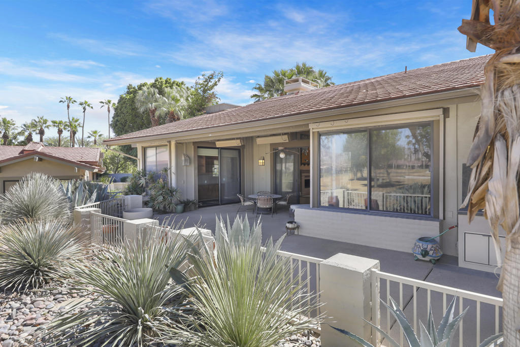 The Lakes Country Cl - Residential
