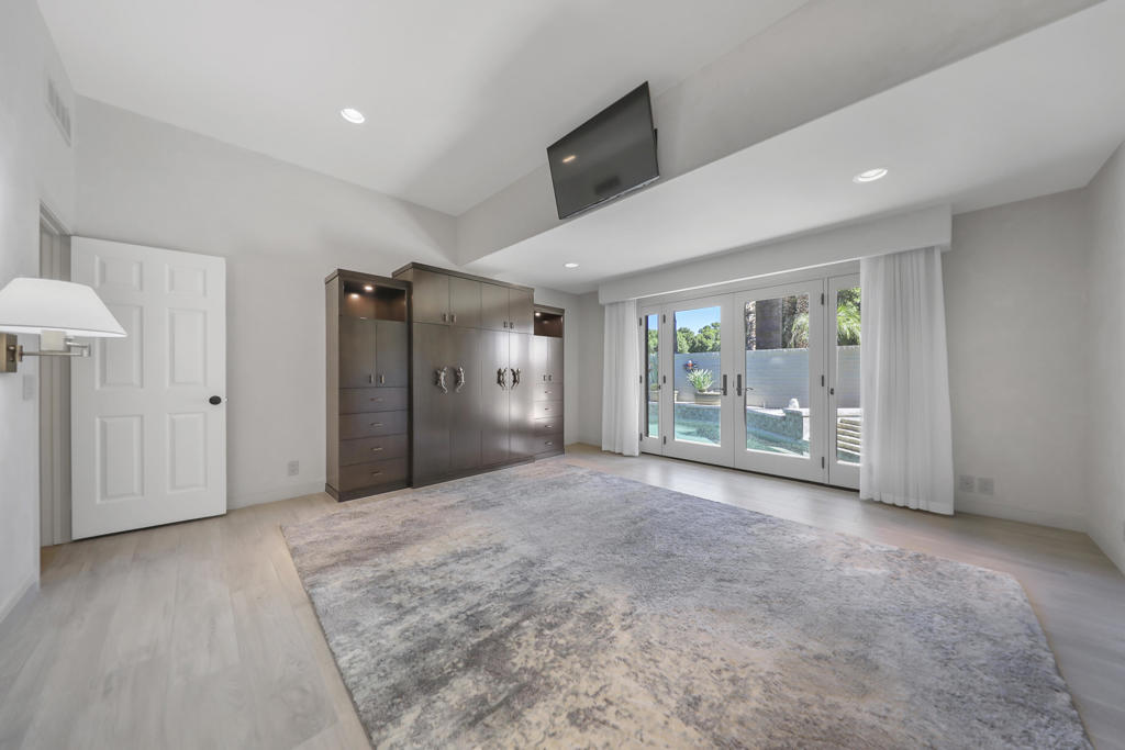 The Lakes Country Cl - Residential