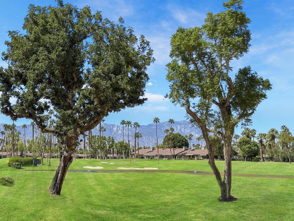 The Lakes Country Cl - Residential