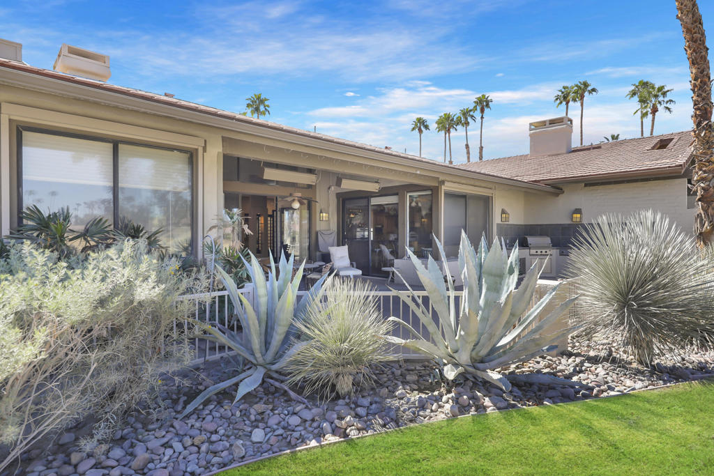 The Lakes Country Cl - Residential
