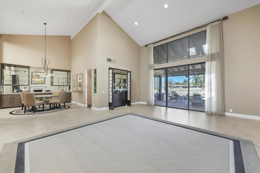 The Lakes Country Cl - Residential