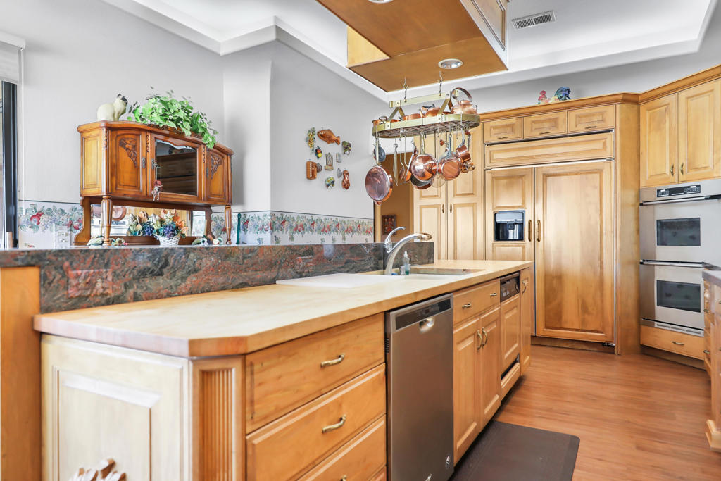 The Lakes Country Cl - Residential