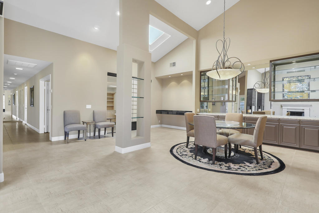 The Lakes Country Cl - Residential