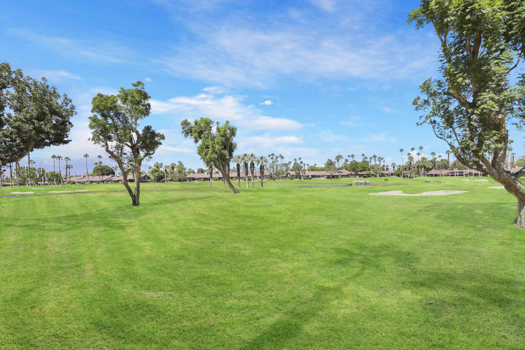 The Lakes Country Cl - Residential