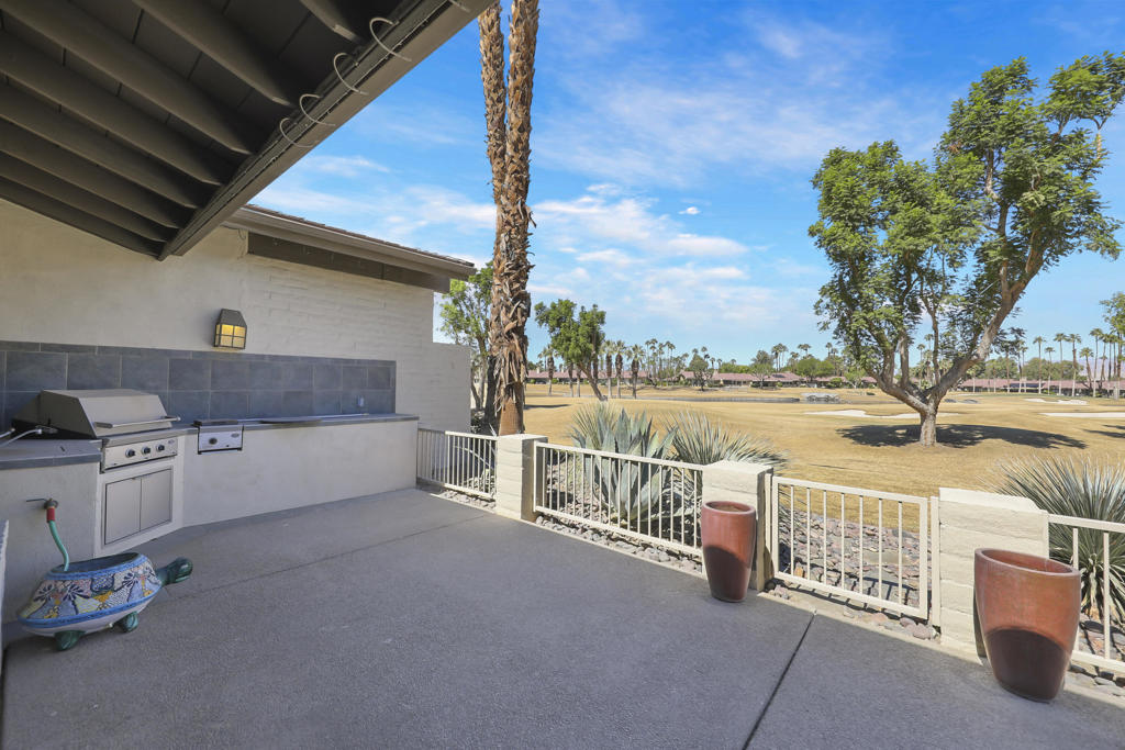 The Lakes Country Cl - Residential