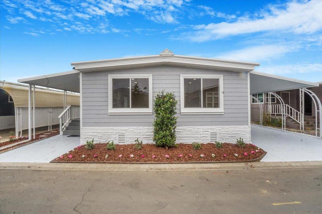 Carlsbad West - Manufactured In Park