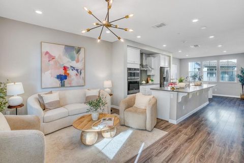 1577 Pratt Place Santa Clara CA 95050