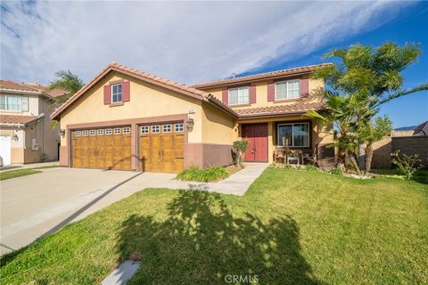 6122 Glen Abbey Way Fontana CA 92336