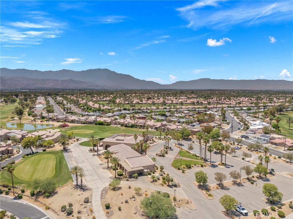 Palm Desert Country Club (32417) - Residential