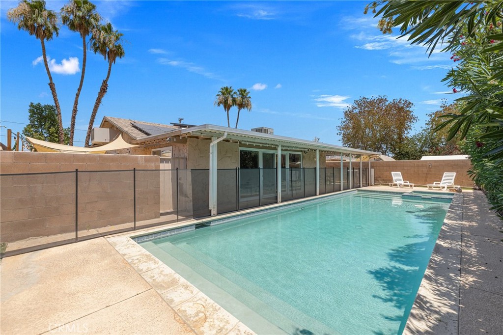 Palm Desert Country Club (32417) - Residential