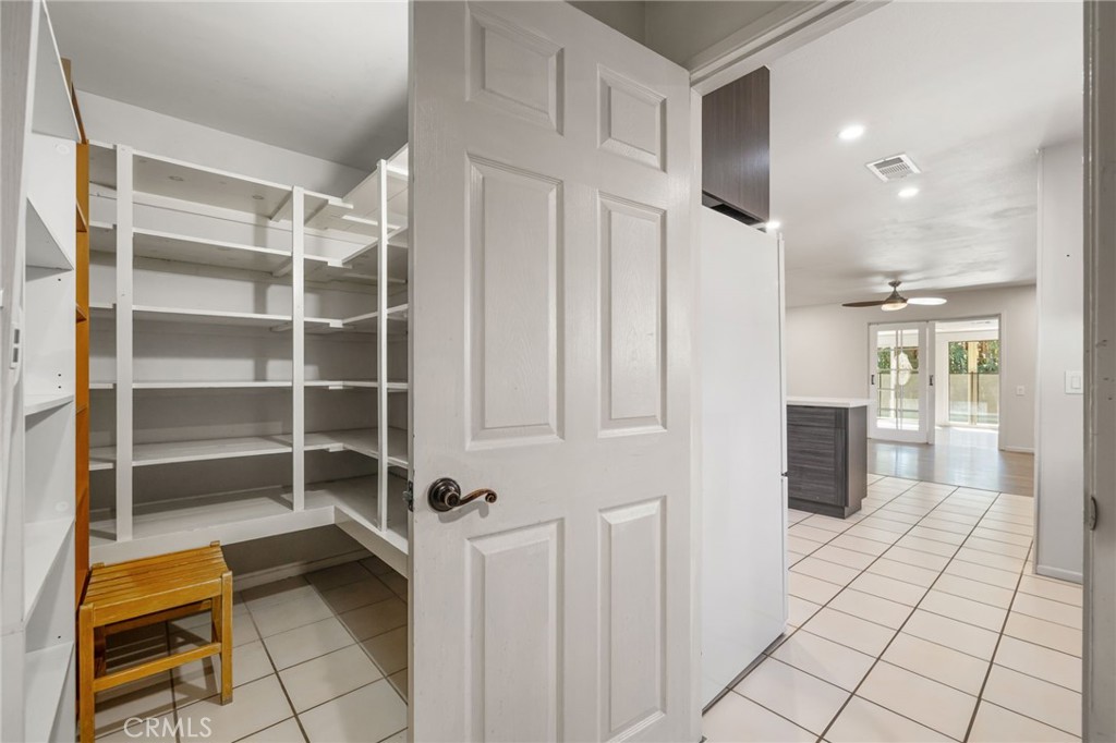 Palm Desert Country Club (32417) - Residential