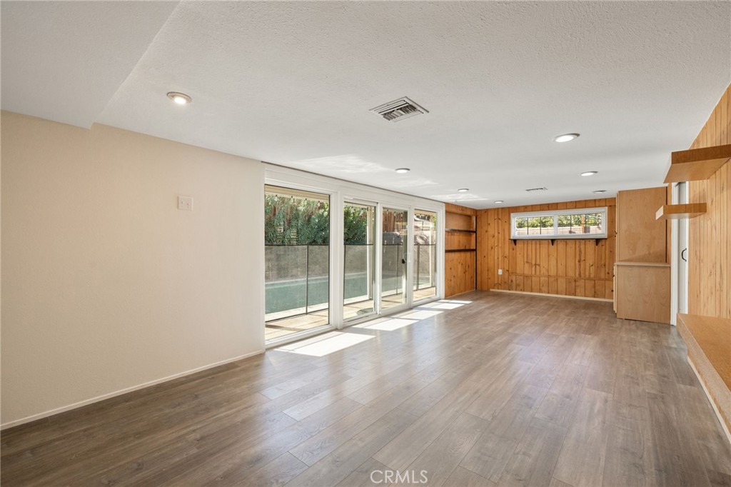 Palm Desert Country Club (32417) - Residential