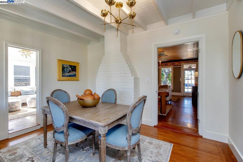 EAST END - Residential