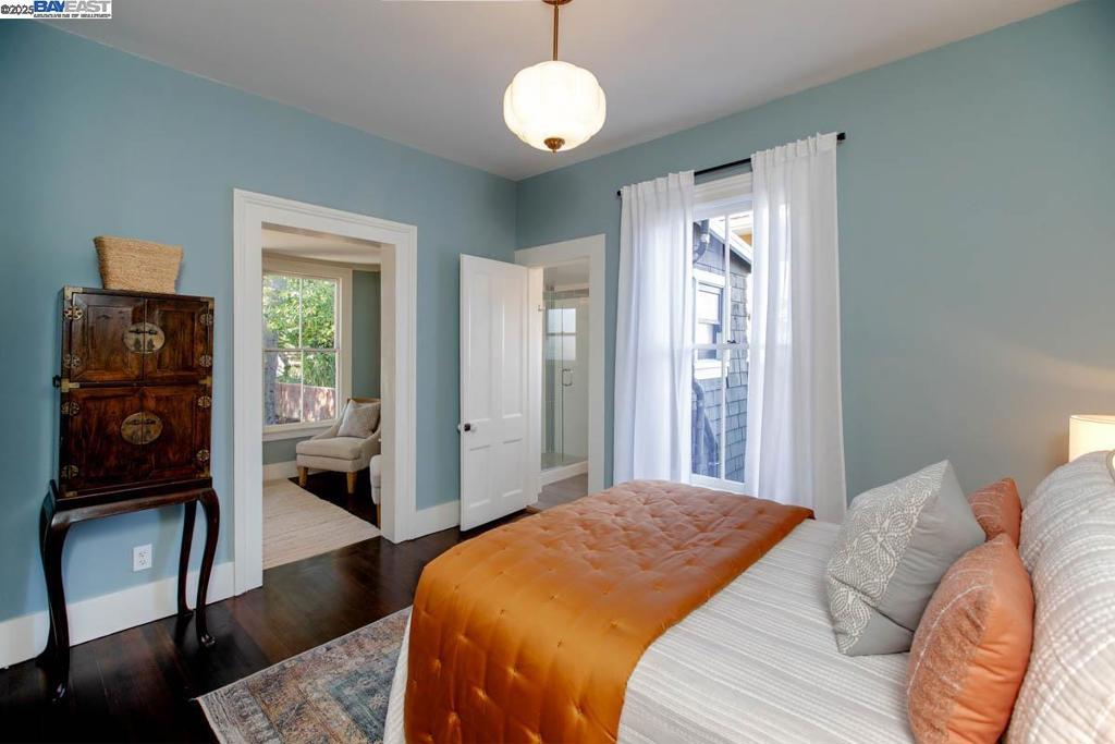 EAST END - Residential