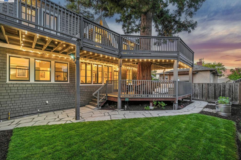 EAST END - Residential