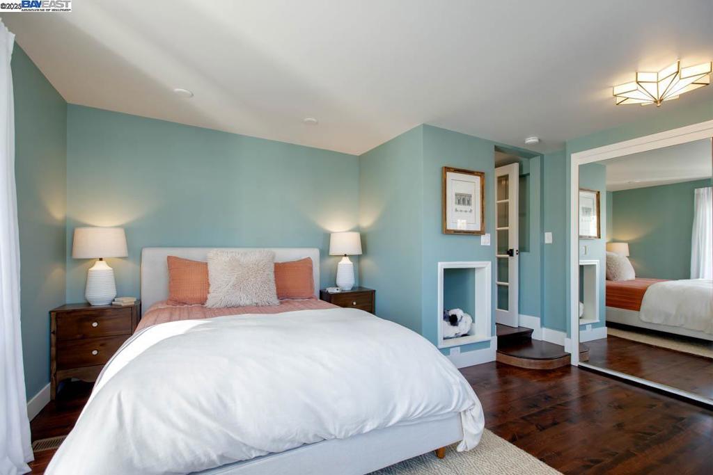 EAST END - Residential