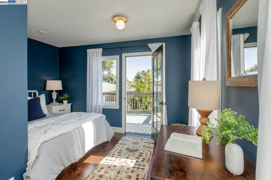 EAST END - Residential