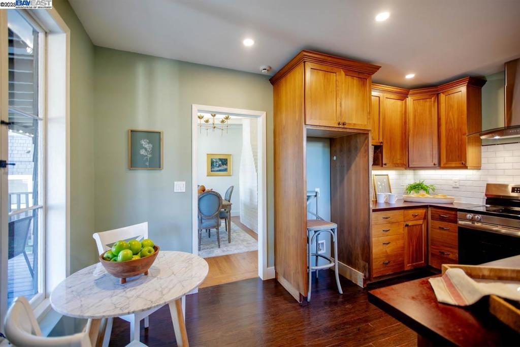 EAST END - Residential