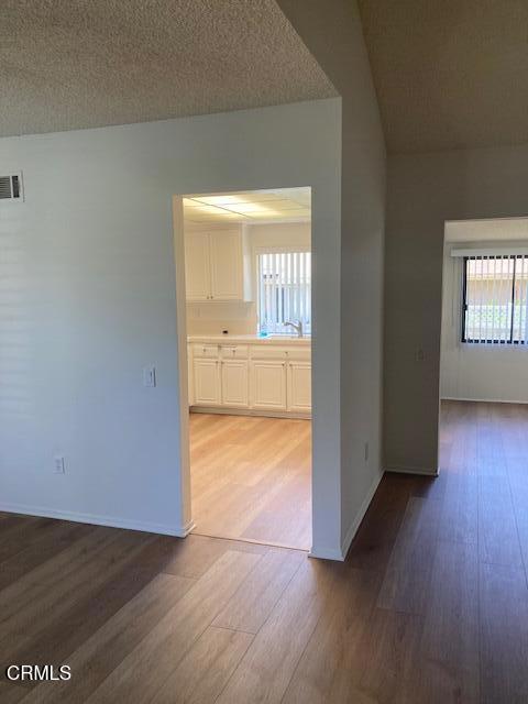 31219 Village 31