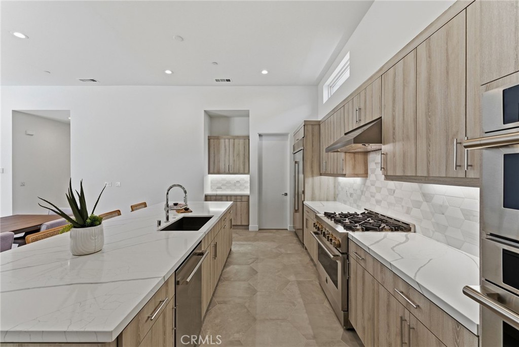 Escena (33274) - Residential