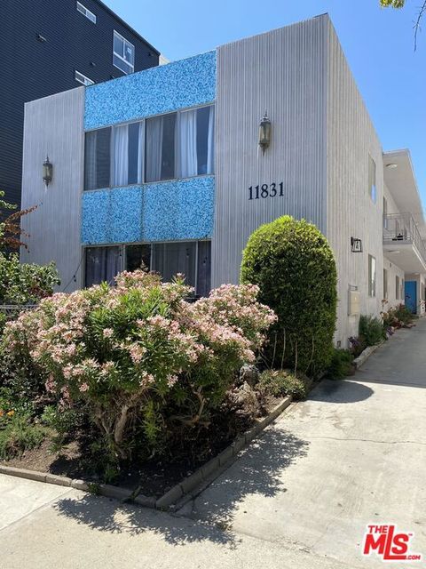 11831 Mayfield Avenue Los Angeles CA 90049
