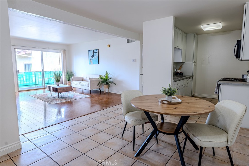 5460 White Oak K301