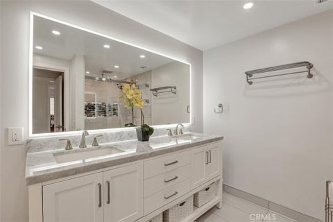 Tiny photo for 5021 Apollo Circle, Los Alamitos, CA 90720 (MLS # PW26225336)