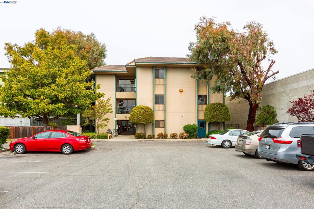 Photo 1 of 60 — 1610 Soquel Ave, Santa Cruz, CA 95062