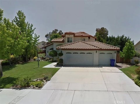 Photo of 13047 San Carlos Court, Victorville, CA 92392 (MLS # CV26142776)