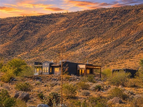 Photo of 2073 Deer TRL, Yucca Valley, CA 92284 (MLS # JT26224634)