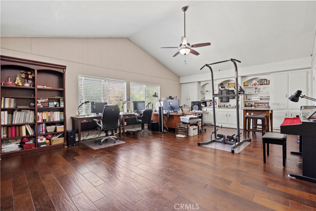 Anaheim Hills Estates (ANHI) - Residential