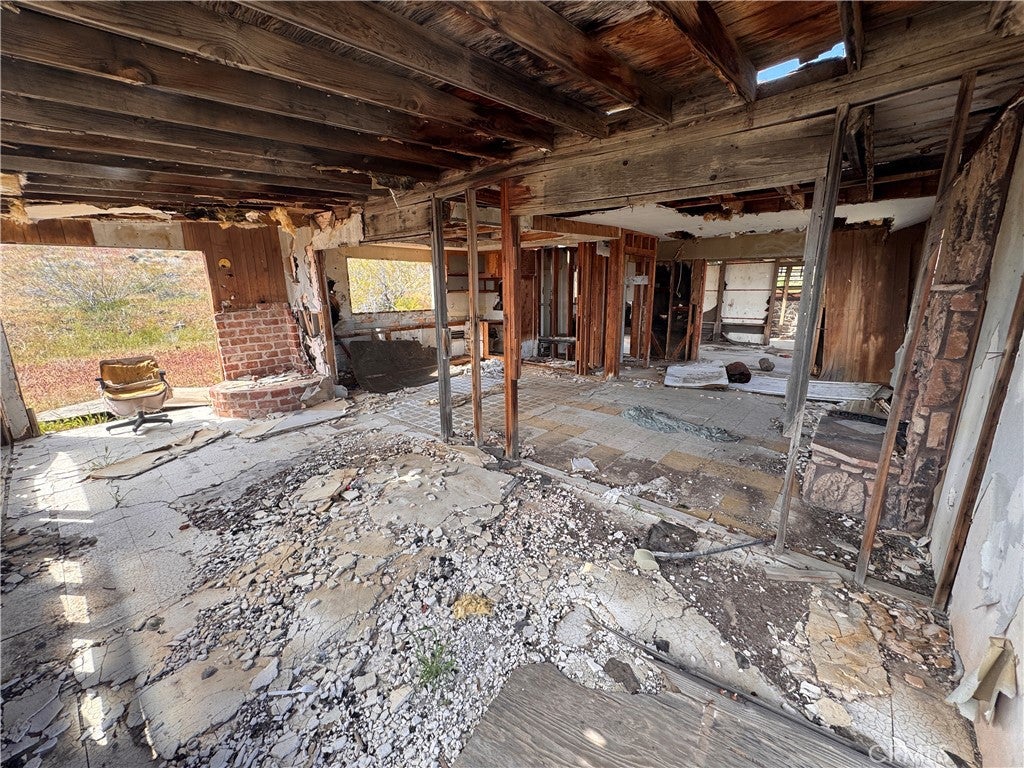 4334 Yucca Mesa Road