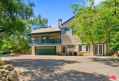 Photo of 20912 Fontaine Road, Topanga, CA 90290 (MLS # 26837191)