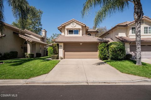 Photo of 675 Overlook Road, Simi Valley, CA 93065 (MLS # 226001616)