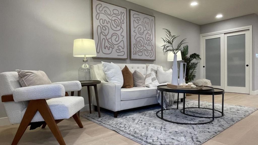 Properties 4 615 Lomita Avenue