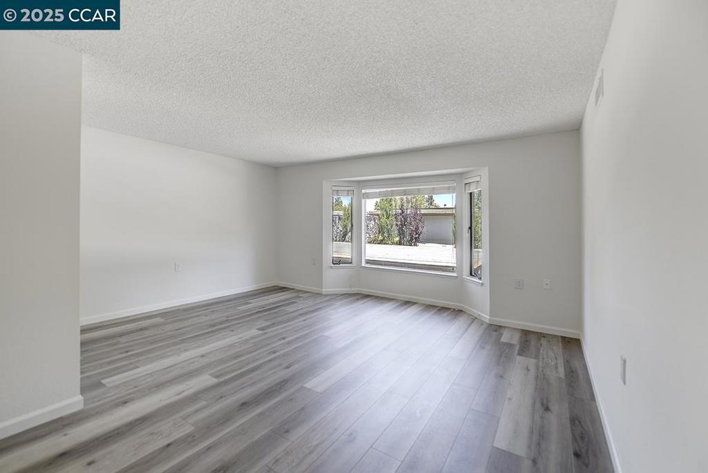 ROSSMOOR - Residential