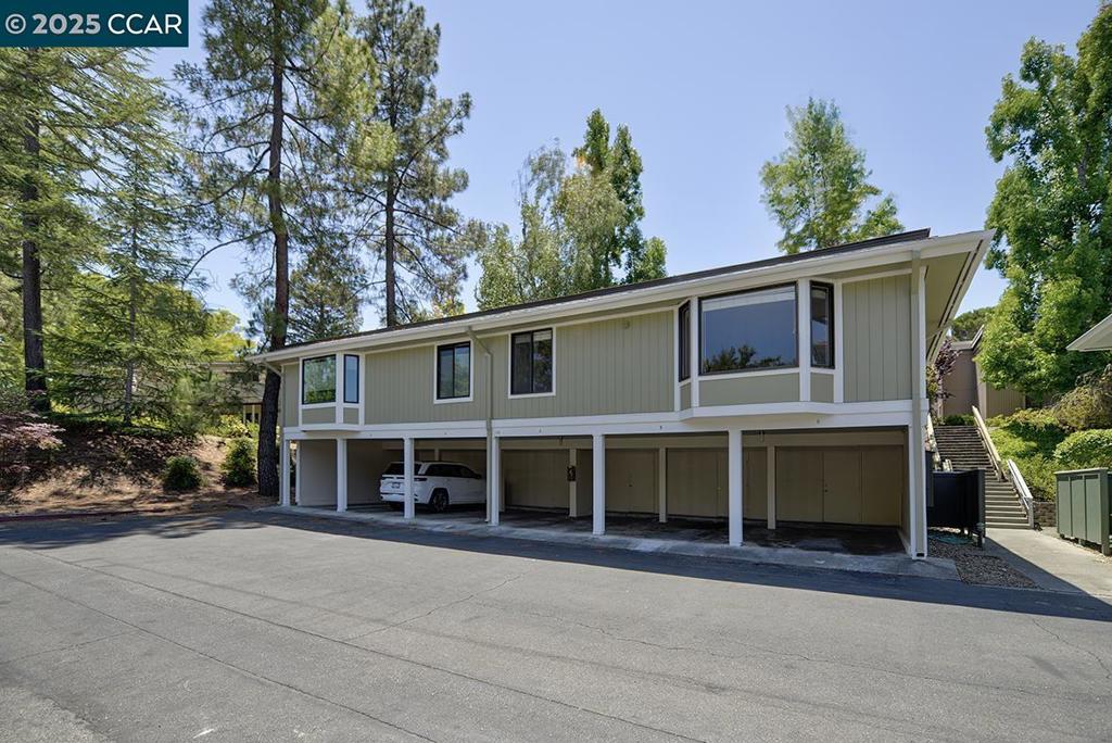 ROSSMOOR - Residential